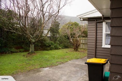Photo of property in 9 Coates Street, Tawa, Wellington, 5028