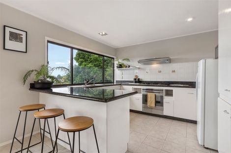 Photo of property in 2/111 Birkenhead Avenue, Birkenhead, Auckland, 0626