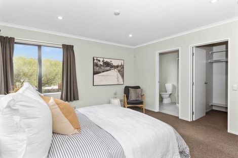 Photo of property in 41 Lucknow Road, Havelock North, 4130