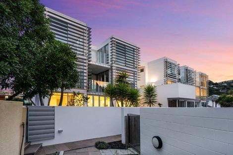 Photo of property in 2/22 Esplanade, Sumner, Christchurch, 8081