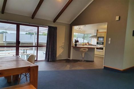 Photo of property in 12 Russell Drive, Oakura, 4314