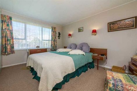Photo of property in 142 Springs Road, Hornby, Christchurch, 8042