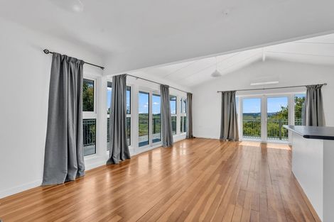 Photo of property in 283 Underwood Road, Wellsford, 0973