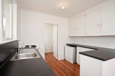 Photo of property in 31 Nutsey Avenue, Northcote, Auckland, 0627