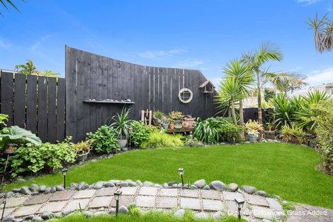 Photo of property in 3/35 Springs Road, Parakai, 0830