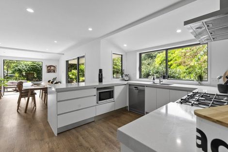 Photo of property in 40d Karina Road, Merrilands, New Plymouth, 4312