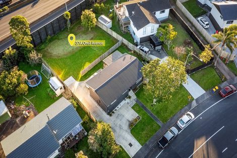Photo of property in 37a Oreil Avenue, West Harbour, Auckland, 0618
