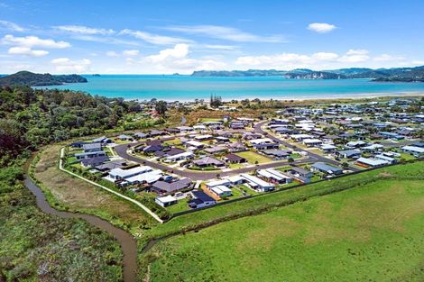 Photo of property in 29 Alf Simpson Drive, Whitianga, 3510