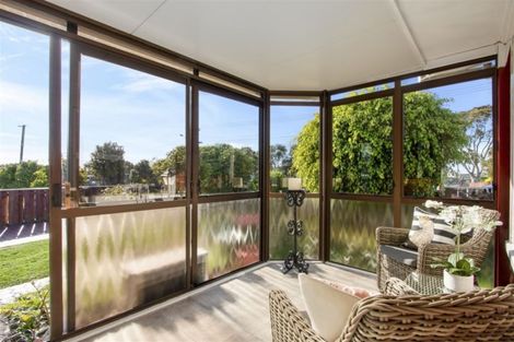 Photo of property in 99 Sturges Road, Henderson, Auckland, 0612