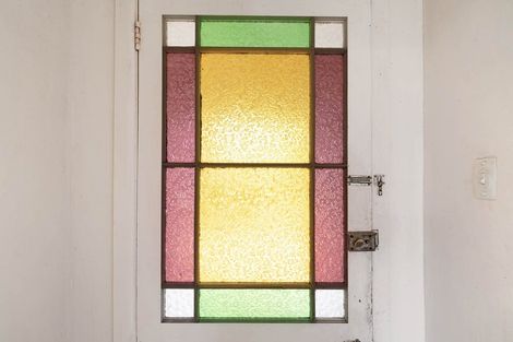 Photo of property in 5 Porter Crescent, Helensville, 0800