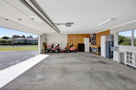 Photo of property in 1 Elizabeth Grove, Stratford, 4332