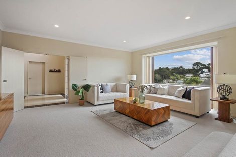 Photo of property in 21 Ridge Valley Drive, Browns Bay, Auckland, 0630