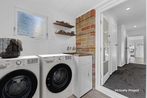 Photo of property in 24 Rollerson Street, Papakura, 2110