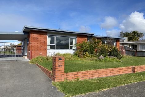 Photo of property in 44 Anderson Road, Taradale, Napier, 4112