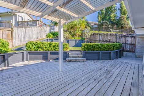 Photo of property in 329 Triangle Road, Massey, Auckland, 0614