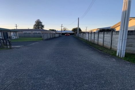 Photo of property in 1/75 Settlement Road, Papakura, 2110