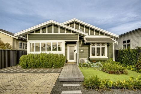 Photo of property in 48 Latham Street, Napier South, Napier, 4110
