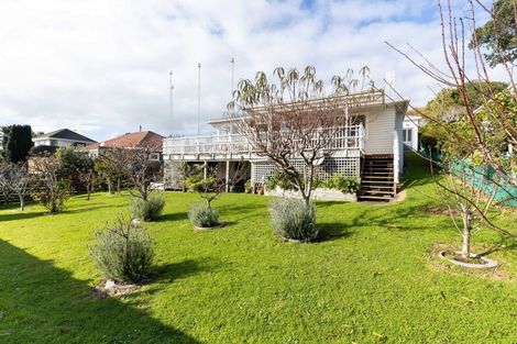 Photo of property in 8 Lismore Street, Strandon, New Plymouth, 4312