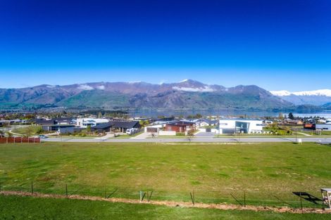 Photo of property in 56 Forest Heights, Wanaka, 9305