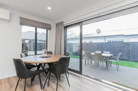 Photo of property in 4 Pierce Street, Marshland, Christchurch, 8083