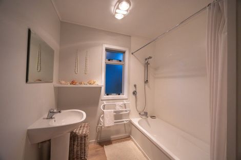 Photo of property in 22a Marine Parade South, Foxton Beach, Foxton, 4815