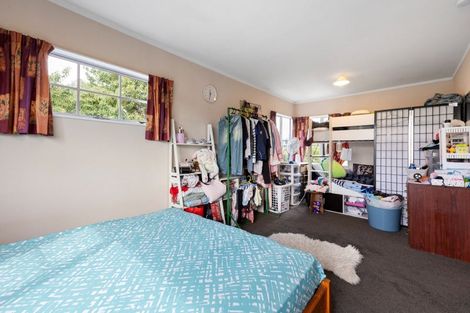 Photo of property in 2/165 River Road, Hamilton East, Hamilton, 3216