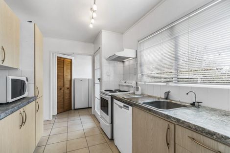 Photo of property in 1 Denver Avenue, Sunnyvale, Auckland, 0612