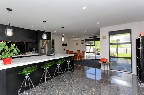 Photo of property in 40 Cyrus Street, Whalers Gate, New Plymouth, 4310