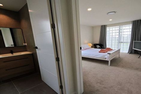 Photo of property in 8 Marlborough Crescent, Hobsonville, Auckland, 0616