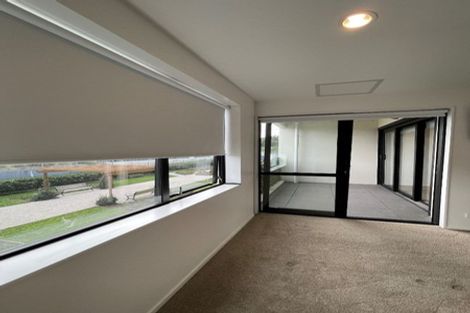 Photo of property in Apollo Apartments, 201/46 Rosedale Road, Rosedale, Auckland, 0632
