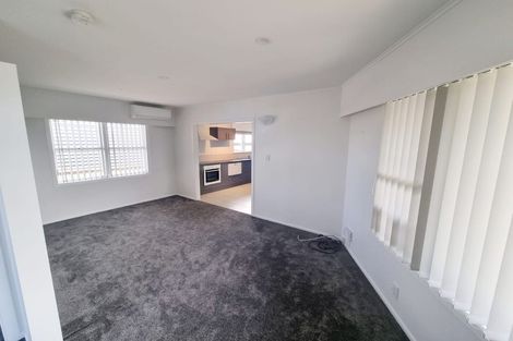 Photo of property in 2/99 Clovelly Road, Bucklands Beach, Auckland, 2012