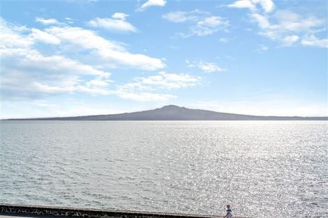 Photo of property in 4/183 Tamaki Drive, Kohimarama, Auckland, 1071