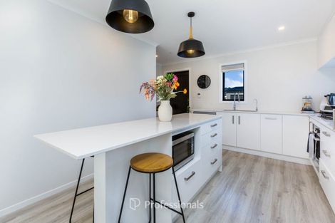 Photo of property in 7 La Mer Lane, Wallaceville, Upper Hutt, 5018