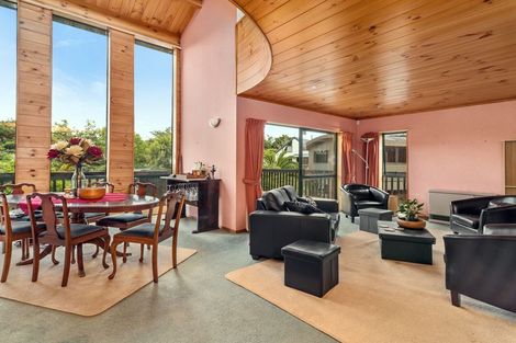 Photo of property in 70 Grand Vue Road, Kawaha Point, Rotorua, 3010