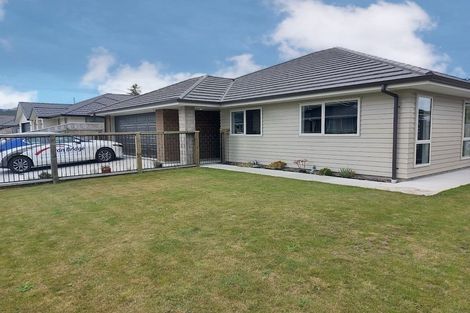 Photo of property in 23 Poulson Grove, Trentham, Upper Hutt, 5018