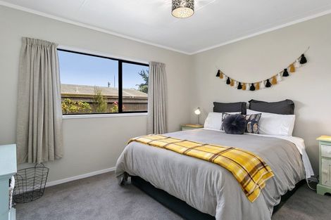 Photo of property in 5 Tobin Place, Richmond Heights, Taupo, 3330