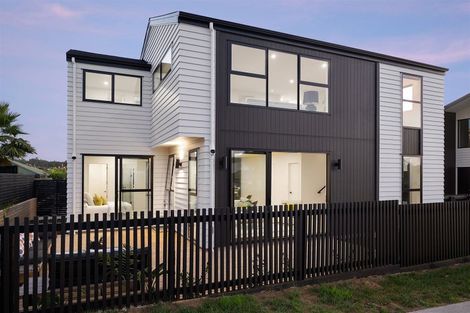 Photo of property in 7/5 Lemon Grove Lane, Greenhithe, Auckland, 0632