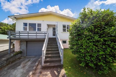 Photo of property in 111 Mangorei Road, Merrilands, New Plymouth, 4312