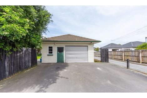 Photo of property in 103 Aorangi Road, Bryndwr, Christchurch, 8053
