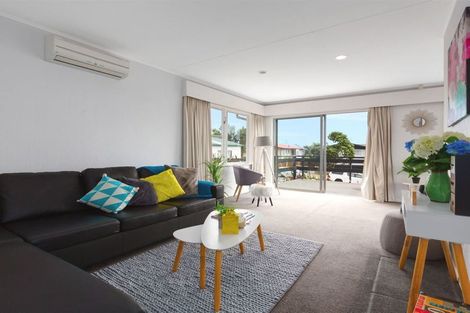 Photo of property in 129 Conclusion Street, Ascot Park, Porirua, 5024