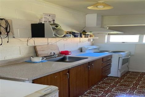 Photo of property in 1 Kenton Lane, Mangere, Auckland, 2022