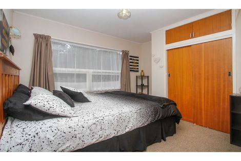 Photo of property in 1/19 Mcdowell Crescent, Hillcrest, Auckland, 0627