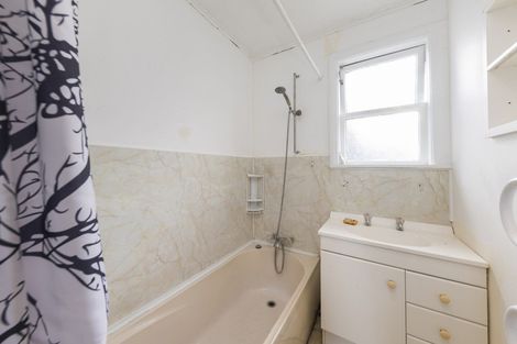 Photo of property in 41 Tweed Street, Roslyn, Palmerston North, 4414