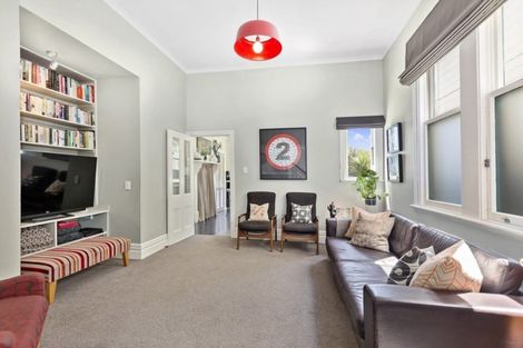 Photo of property in 19 Roy Street, Newtown, Wellington, 6021