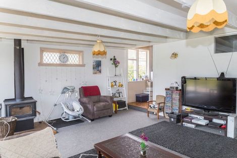 Photo of property in 4 Victor Street, Dannevirke, 4930