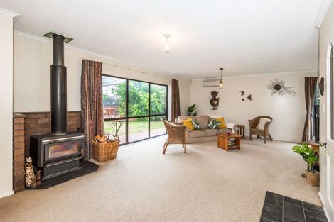 Photo of property in 12 Tobys Way, Waikanae Beach, Waikanae, 5036