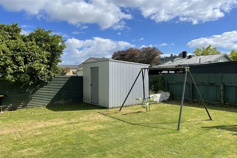 Photo of property in 19 Tawhana Street, Te Kuiti, 3910