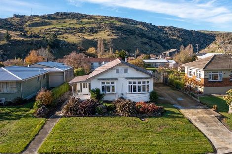 Photo of property in 6 Ancrum Street, Roxburgh, 9500