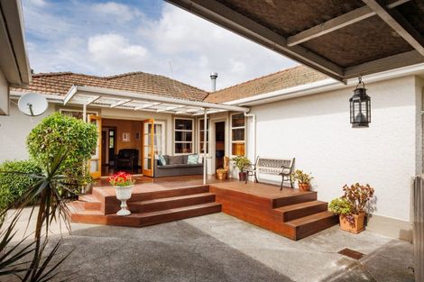 Photo of property in 7 Vernon Avenue, Takaro, Palmerston North, 4412