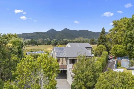 Photo of property in 12 Kaitake Place, Oakura, 4314